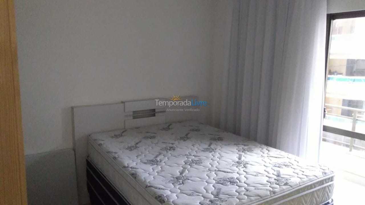 Apartamento para aluguel de temporada em Itapema (Meia Praia)