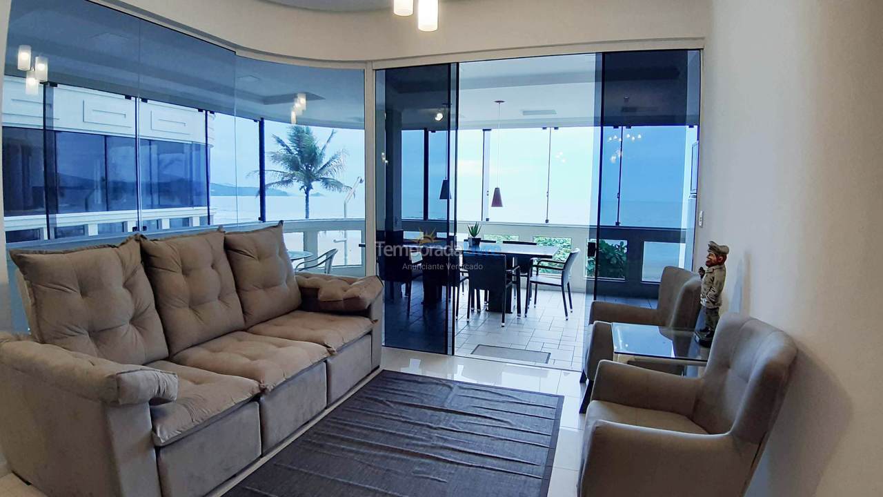 Apartamento para aluguel de temporada em Itapema (Meia Praia)