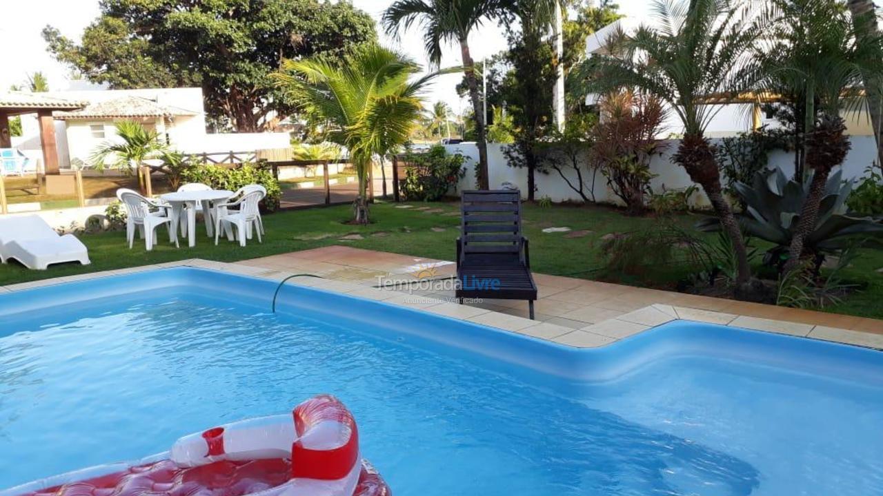 Casa para aluguel de temporada em Camaçari (Praia de Guarajuba)