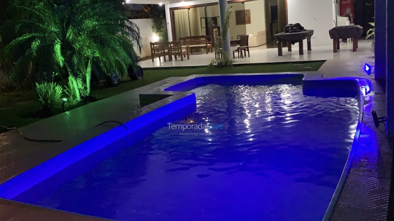 Casa para aluguel de temporada em Camaçari (Praia de Guarajuba)