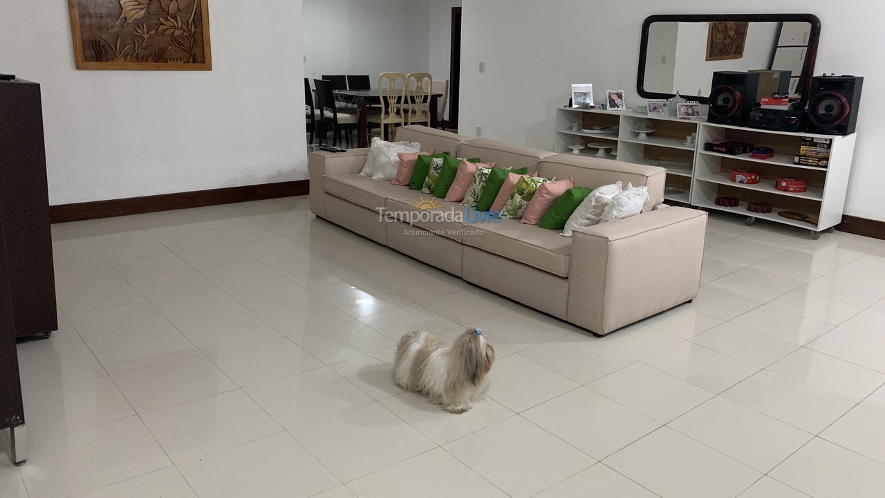 Casa para aluguel de temporada em Camaçari (Praia de Guarajuba)