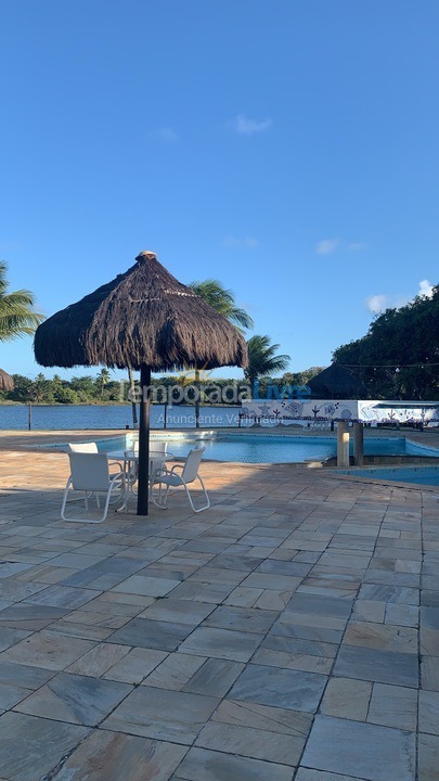 Casa para aluguel de temporada em Camaçari (Praia de Guarajuba)