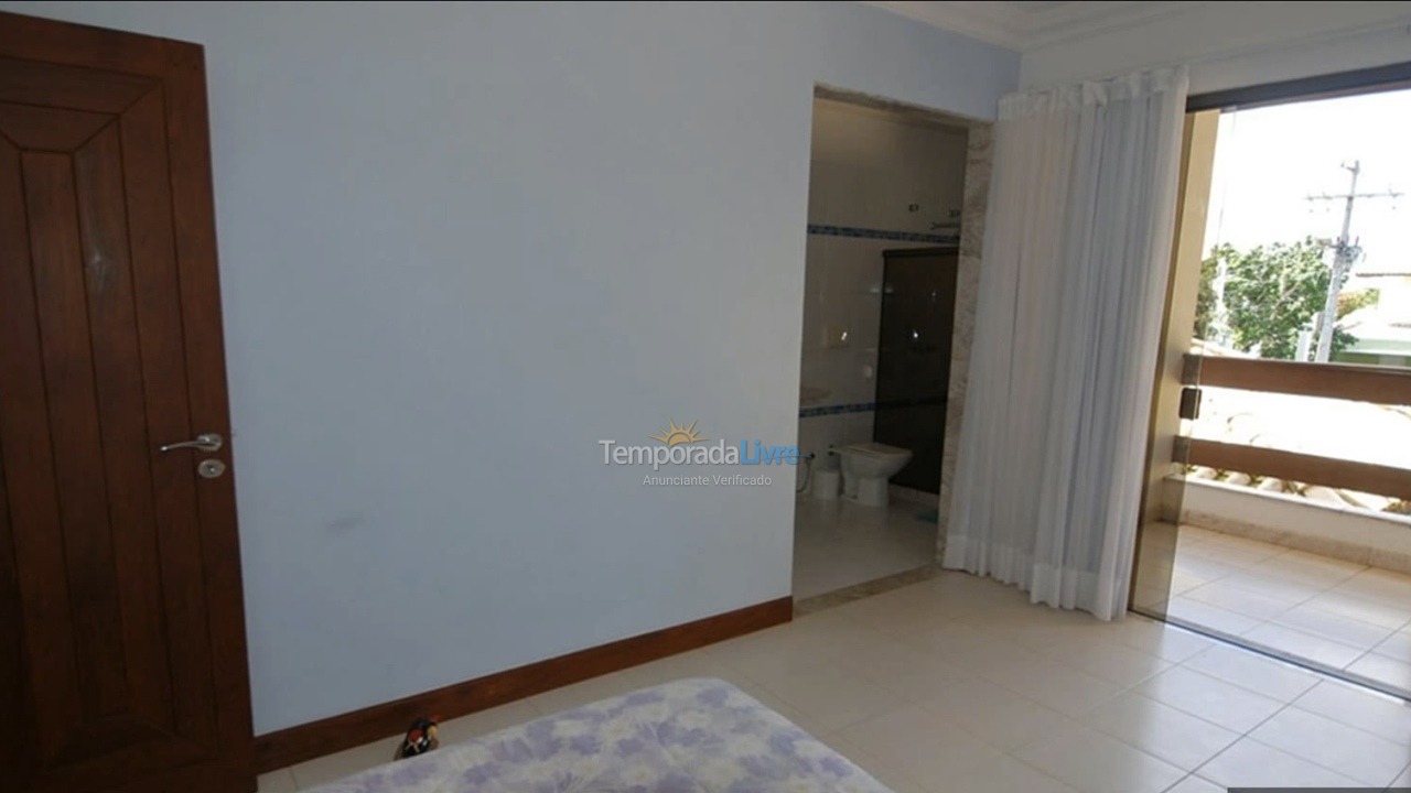 Casa para aluguel de temporada em Camaçari (Praia de Guarajuba)