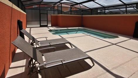 Beautiful House Located in Resort Style Condominium in Kissimmee