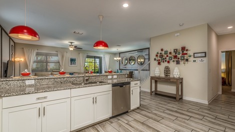 Spacious Home Sleeps Up To 22 Guests in Orlando