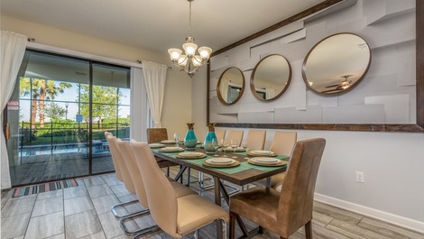 Spacious Home Sleeps Up To 22 Guests in Orlando