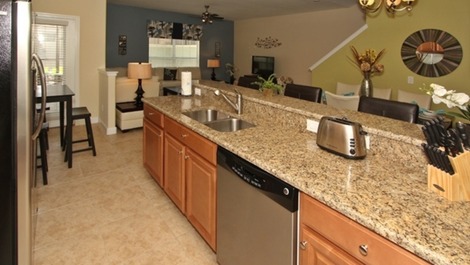 Beautiful Home in Gated Community for Your Disney Vacation