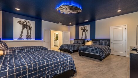 Complete House To Accommodate 25 Guests in Orlando