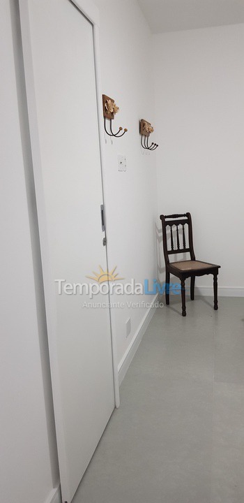 Apartment for vacation rental in Guarujá (Pitangueiras)