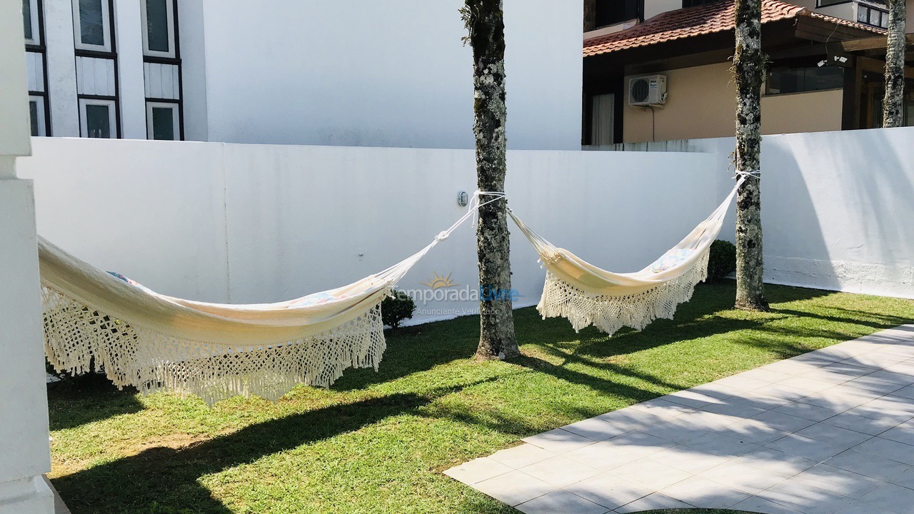 Casa para aluguel de temporada em Florianopolis (Jurerê Internacional)