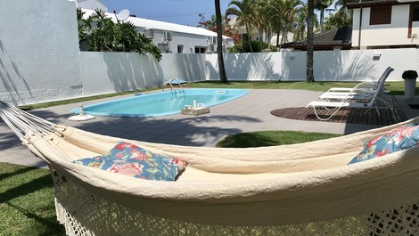 Casa 50m do mar - 17 PESSOAS - DISPONÍVEL CARNAVAL