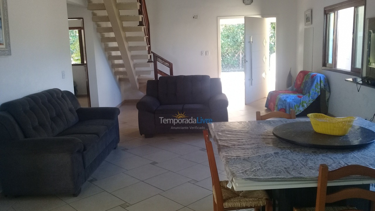 Casa para alquiler de vacaciones em Bertioga (Boraceia)