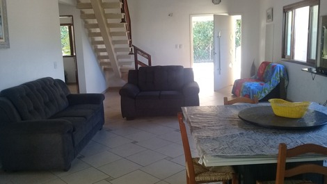 Lindo piso frente a la sierra
