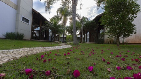 Linda Casa C/ Piscina Praia de Mariscal Cond. Fechado