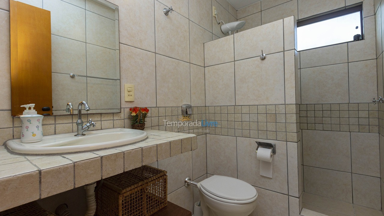 Casa para aluguel de temporada em Bombinhas (Mariscal)