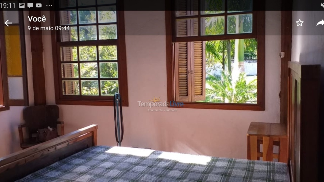 Casa para aluguel de temporada em Guarujá (Praia do Pernambuco)