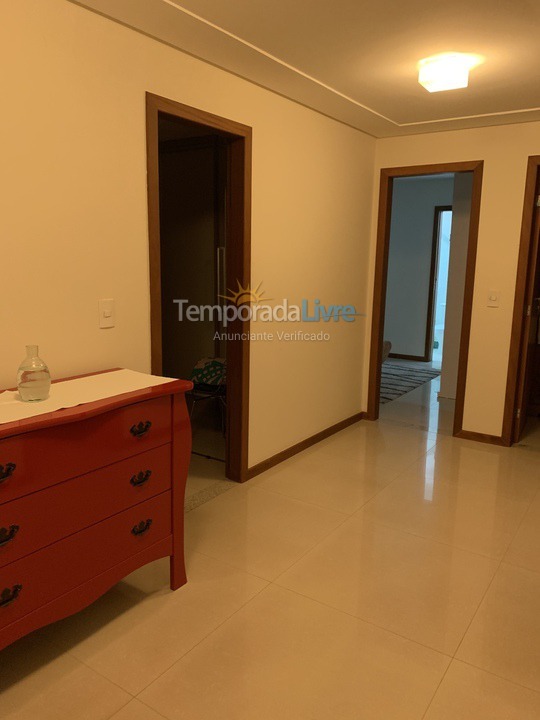 Apartment for vacation rental in Guarapari (Praia do Morro)