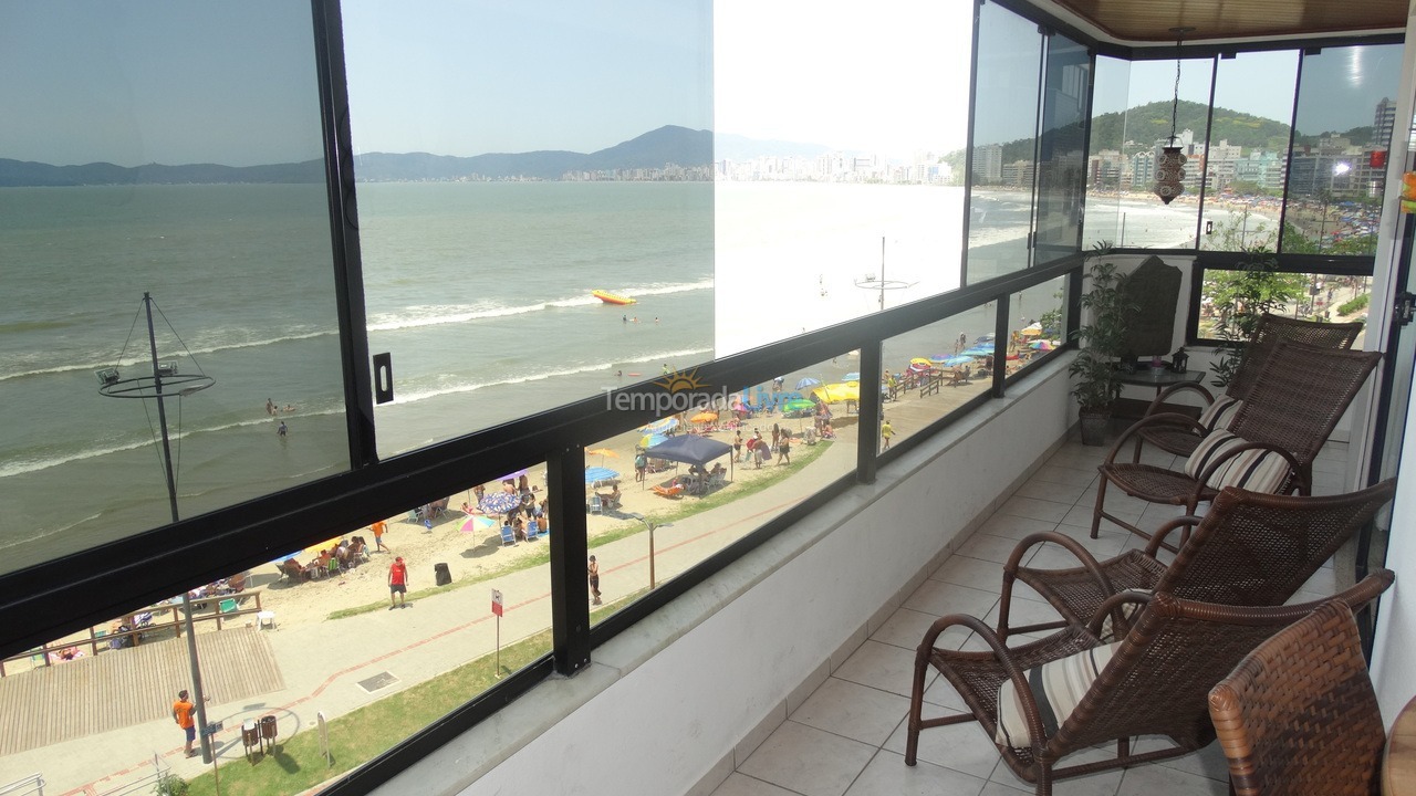 Apartment for vacation rental in Itapema (Centro)