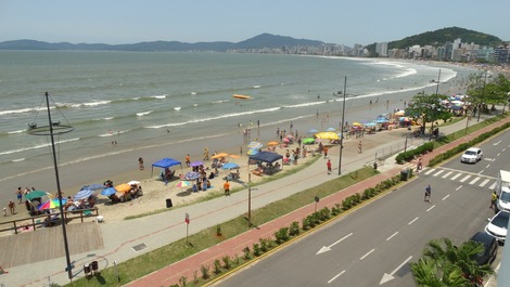 GREAT THREE BEDROOMS IN FRONT OF THE SEA