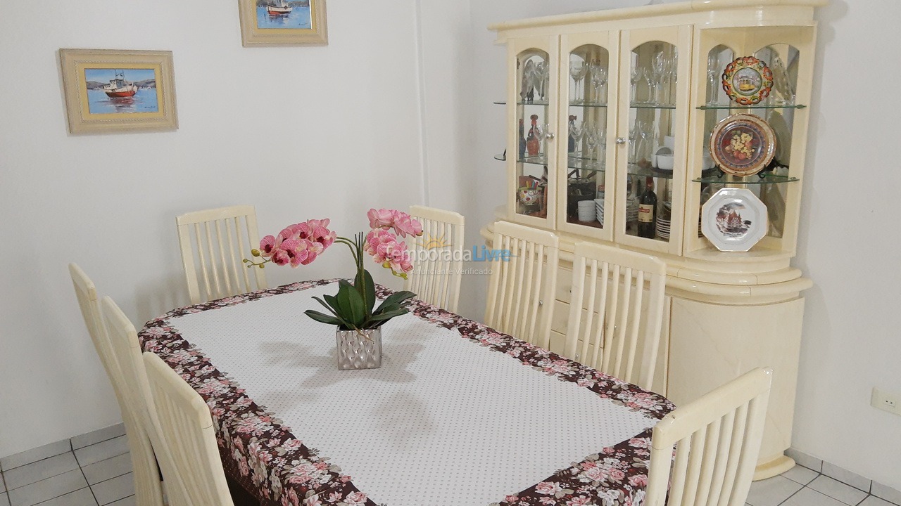 Apartamento para aluguel de temporada em Praia Grande (Guilhermina)