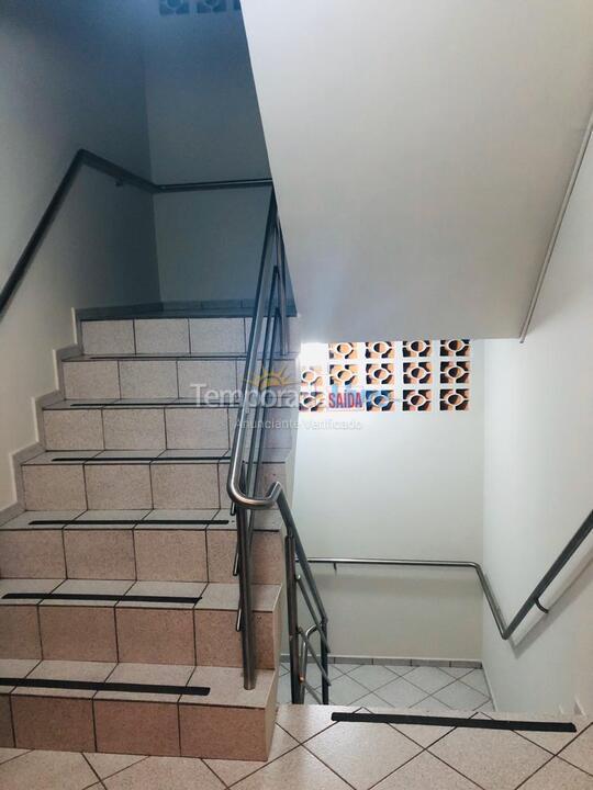 Apartamento para alquiler de vacaciones em Itapema (Meia Praia)