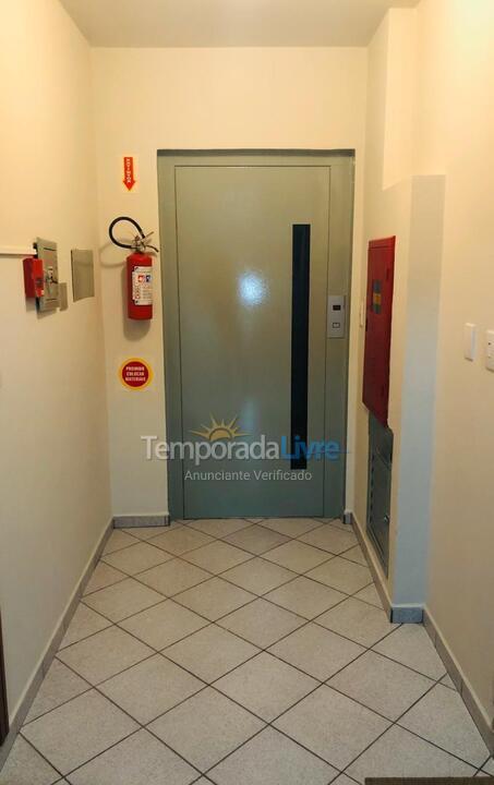 Apartamento para alquiler de vacaciones em Itapema (Meia Praia)