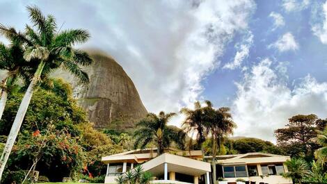 ¡POSIBLES EVENTOS! MANSIÓN CINEMATOGRÁFICA FRENTE AL MAR