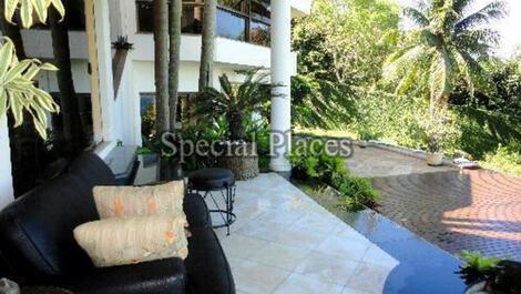 ¡POSIBLES EVENTOS! MANSIÓN CINEMATOGRÁFICA FRENTE AL MAR