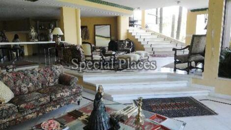 ¡POSIBLES EVENTOS! MANSIÓN CINEMATOGRÁFICA FRENTE AL MAR