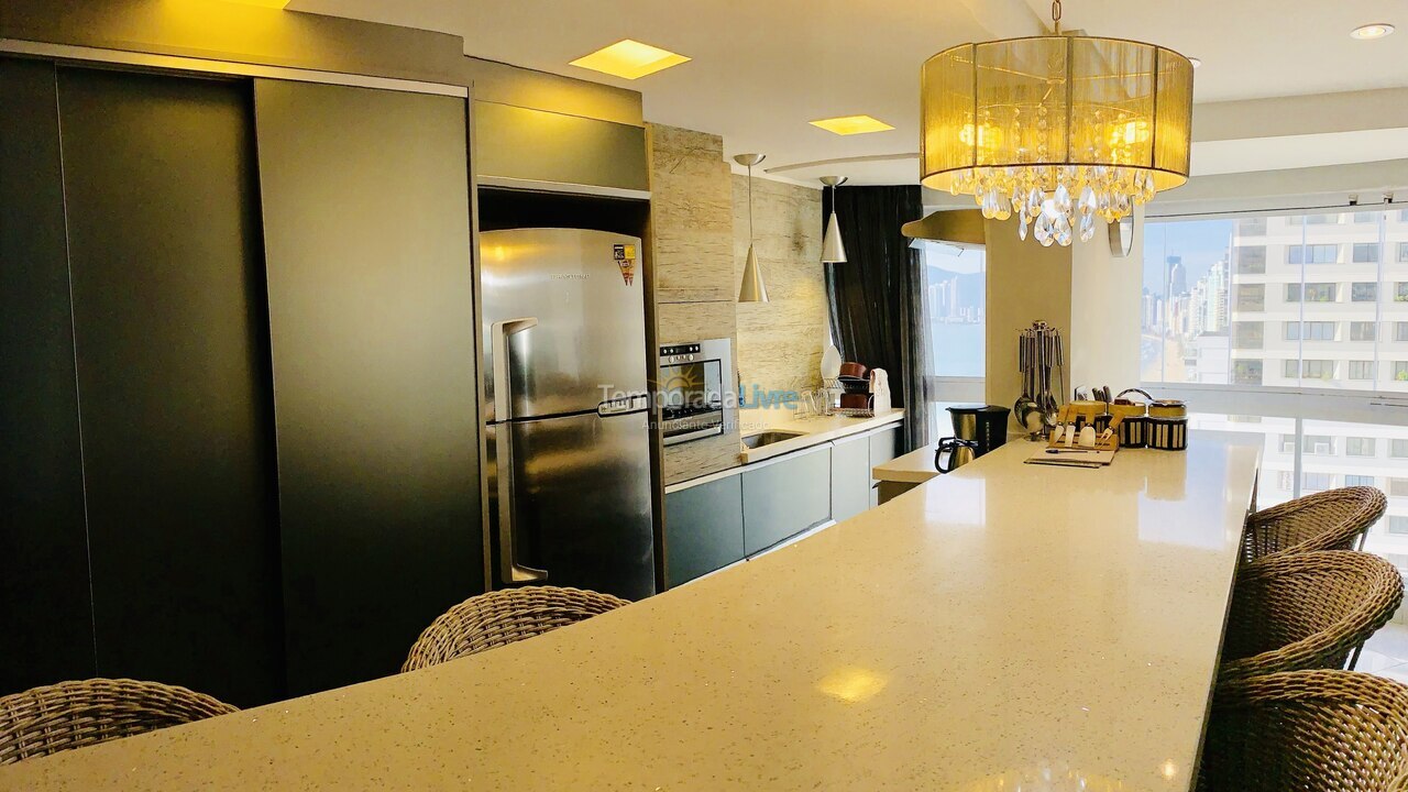 Apartment for vacation rental in Balneário Camboriú (Centro)