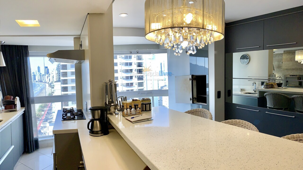 Apartment for vacation rental in Balneário Camboriú (Centro)