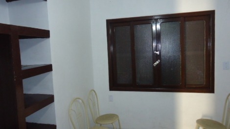 Casa de 4 dormitorios en Prainha, a 350 metros del mar, cisterna, barbacoa