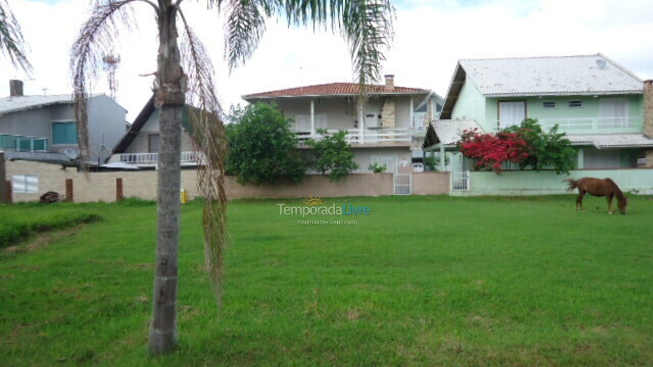 Casa para alquiler de vacaciones em São Francisco do Sul (Prainha)