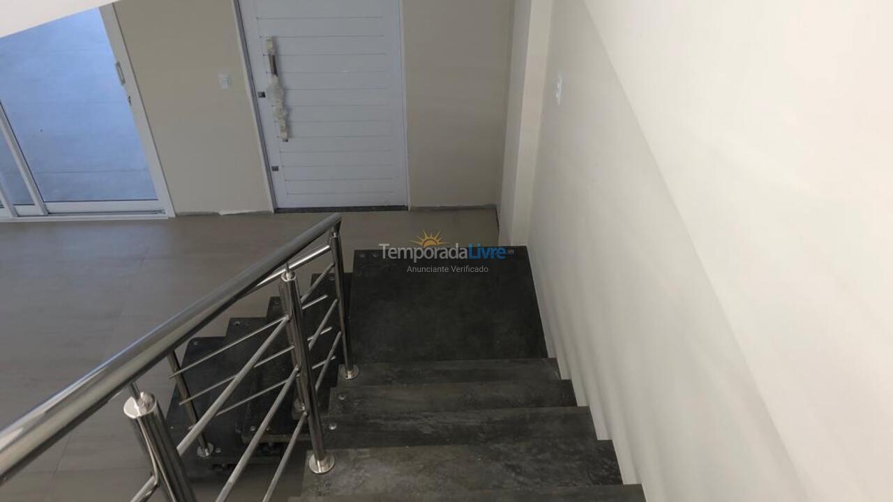 Casa para aluguel de temporada em Bombinhas (Mariscal)