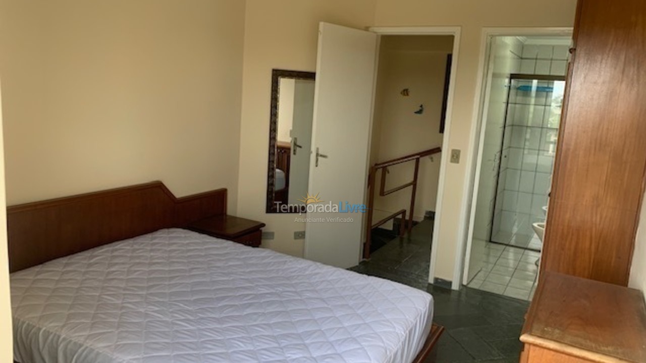 Casa para aluguel de temporada em Ubatuba (Praia das Toninhas)