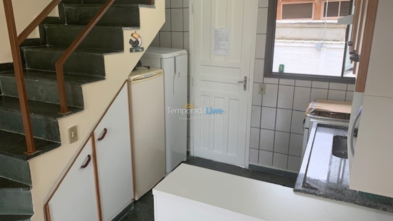 Casa para aluguel de temporada em Ubatuba (Praia das Toninhas)