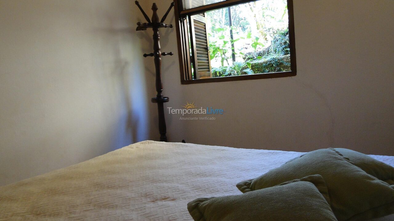 Casa para alquiler de vacaciones em Ubatuba (Enseada)