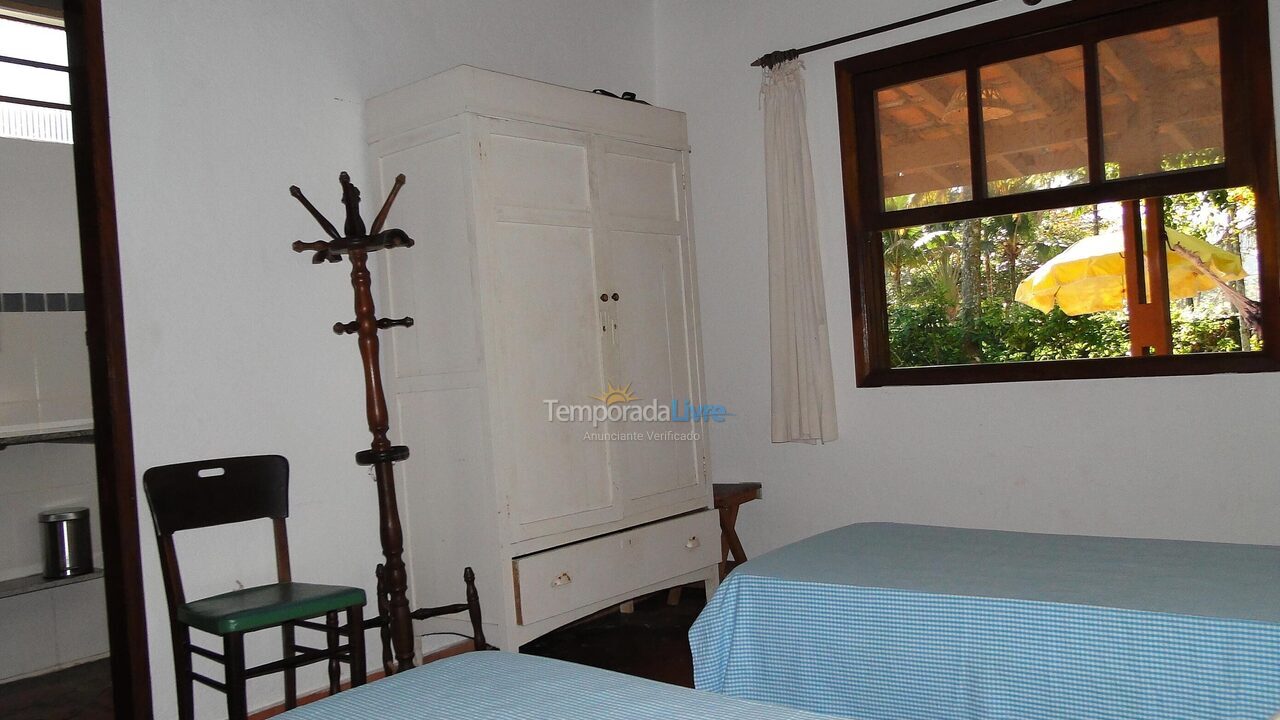 Casa para alquiler de vacaciones em Ubatuba (Enseada)