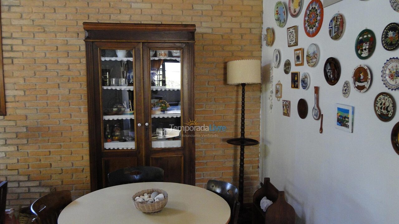 Casa para alquiler de vacaciones em Ubatuba (Enseada)