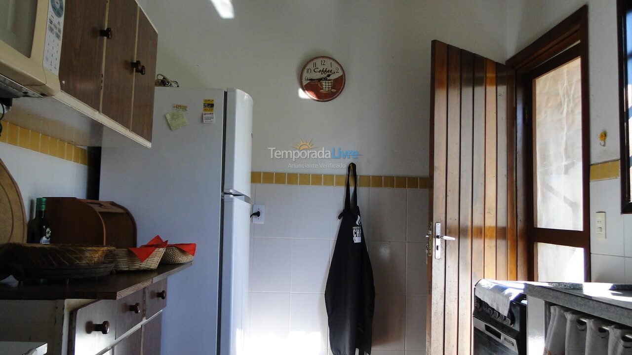 Casa para alquiler de vacaciones em Ubatuba (Enseada)