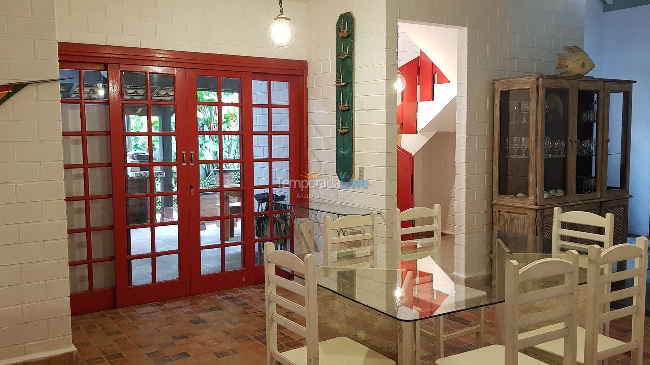 Casa para aluguel de temporada em São Sebastião (Juquehy)