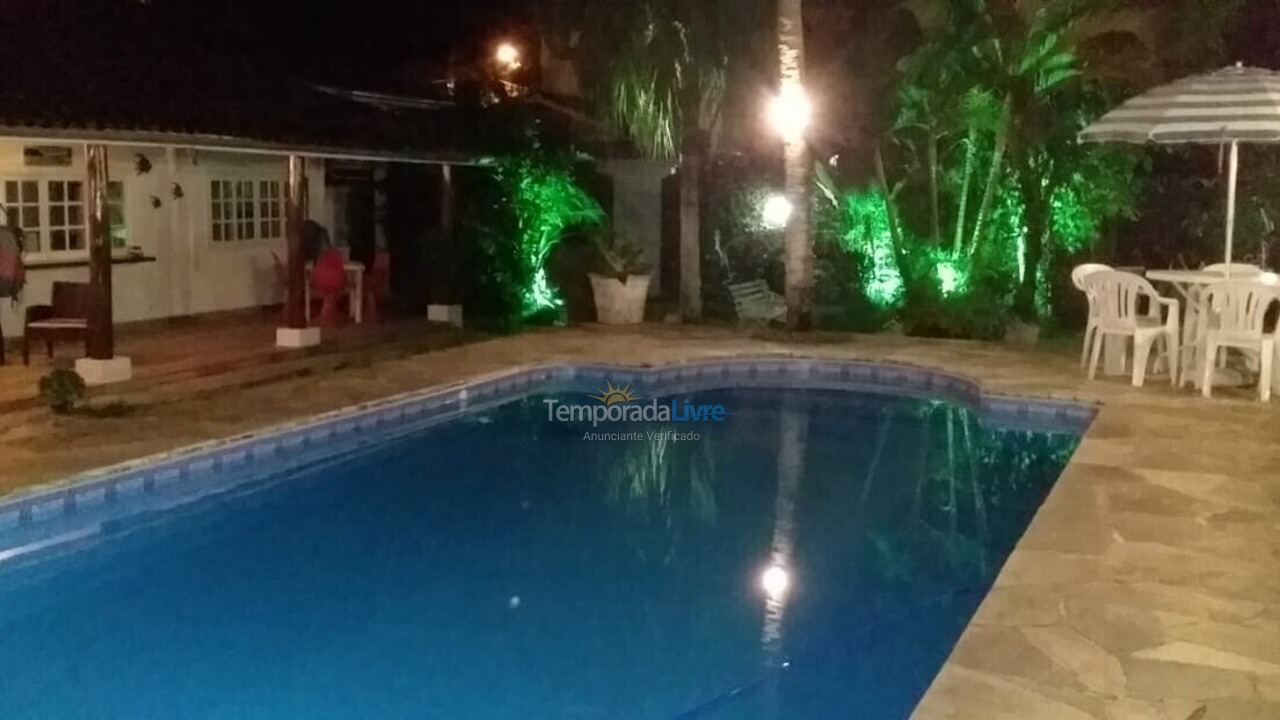 Casa para alquiler de vacaciones em Ubatuba (Praia do Lázaro)