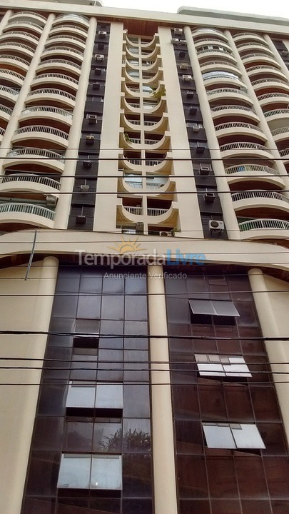 Apartamento para aluguel de temporada em Guarujá (Pitangueiras)