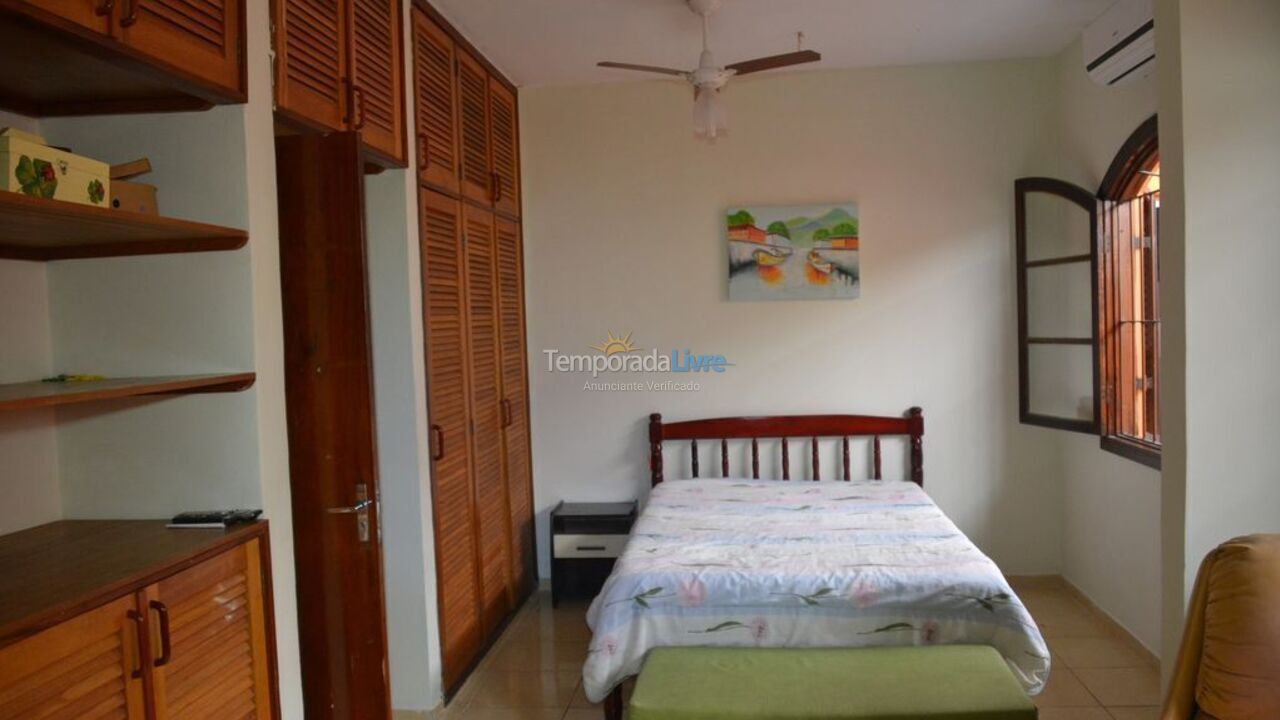 House for vacation rental in Ubatuba (Pereque Açu)