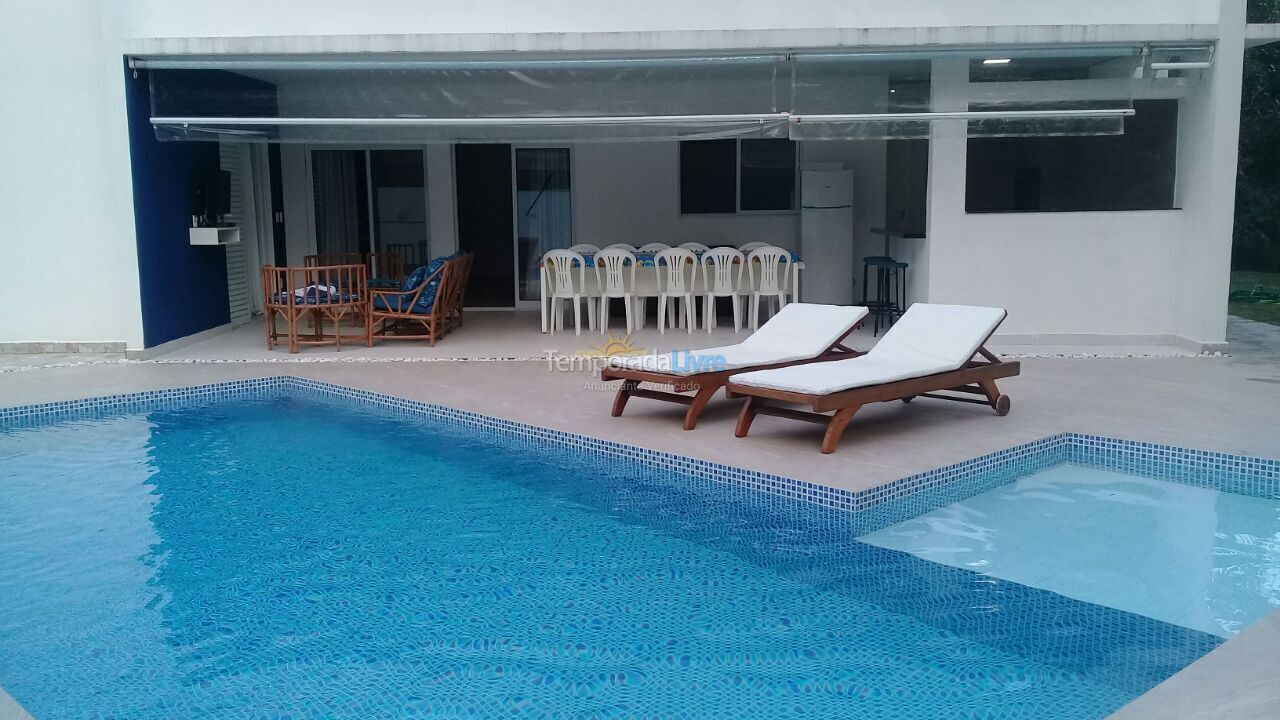 Casa para aluguel de temporada em Bertioga (Praia de Guaratuba)