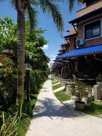 LINDA CASA DUPLEX HÁ COM SAIDA PARA O MAR