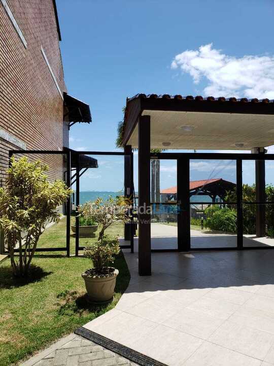 Casa para aluguel de temporada em Florianopolis (Canasvieiras)