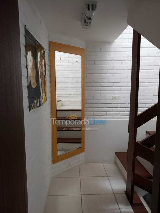 Casa para aluguel de temporada em Florianopolis (Canasvieiras)