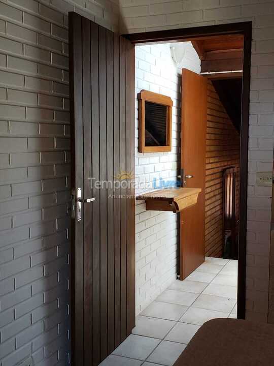 Casa para aluguel de temporada em Florianopolis (Canasvieiras)