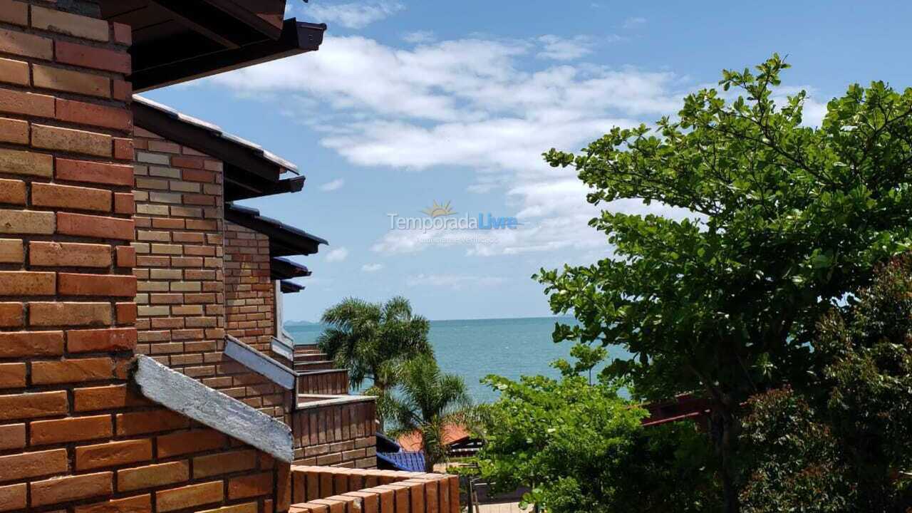 Casa para aluguel de temporada em Florianopolis (Canasvieiras)